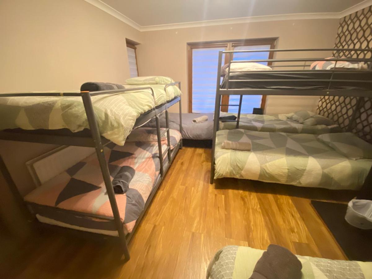 Dublin Airport Big Rooms With Bathroom Outside Room - Kitchen Only 7 Days Reservation מראה חיצוני תמונה