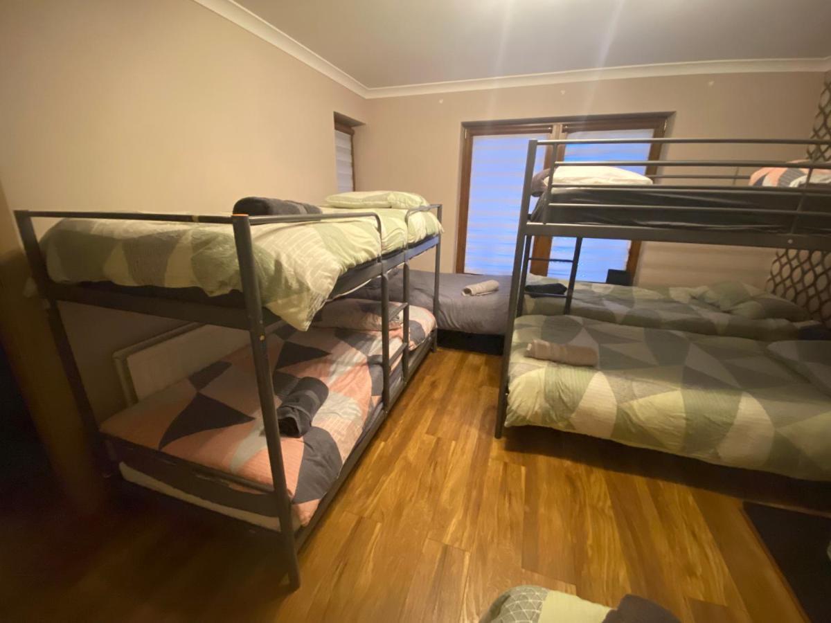 Dublin Airport Big Rooms With Bathroom Outside Room - Kitchen Only 7 Days Reservation מראה חיצוני תמונה